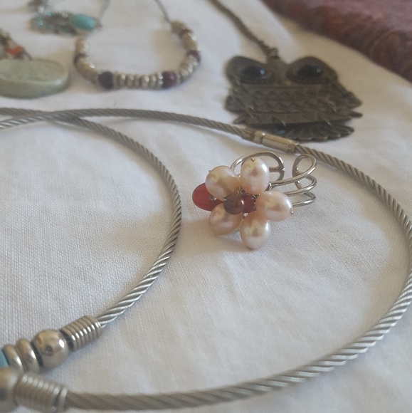 *Sold* jewelry lot - Picture 5 of 5